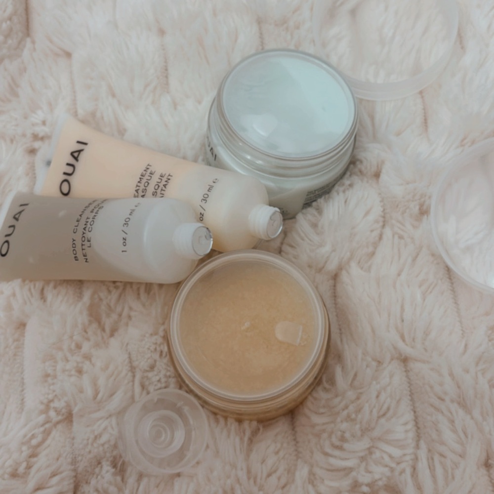 OUAI 4-PIECE SET - Picture 2 of 3